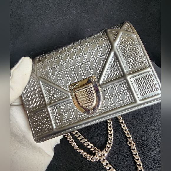 Authentic Christian Dior Cannage Metallic Silver bi fold crossbodybag - Picture 1 of 15